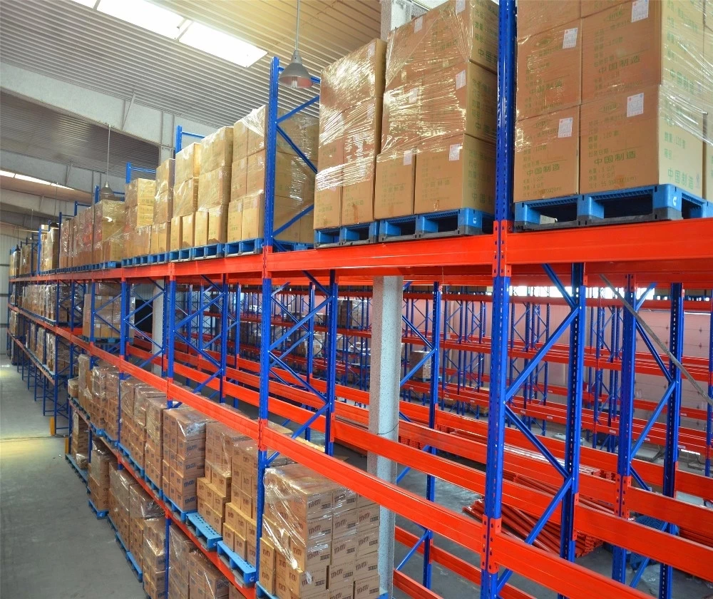 Selective pallet rack White background product image 4